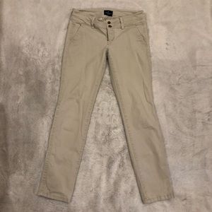 AEO Light Khaki Skinny Pant